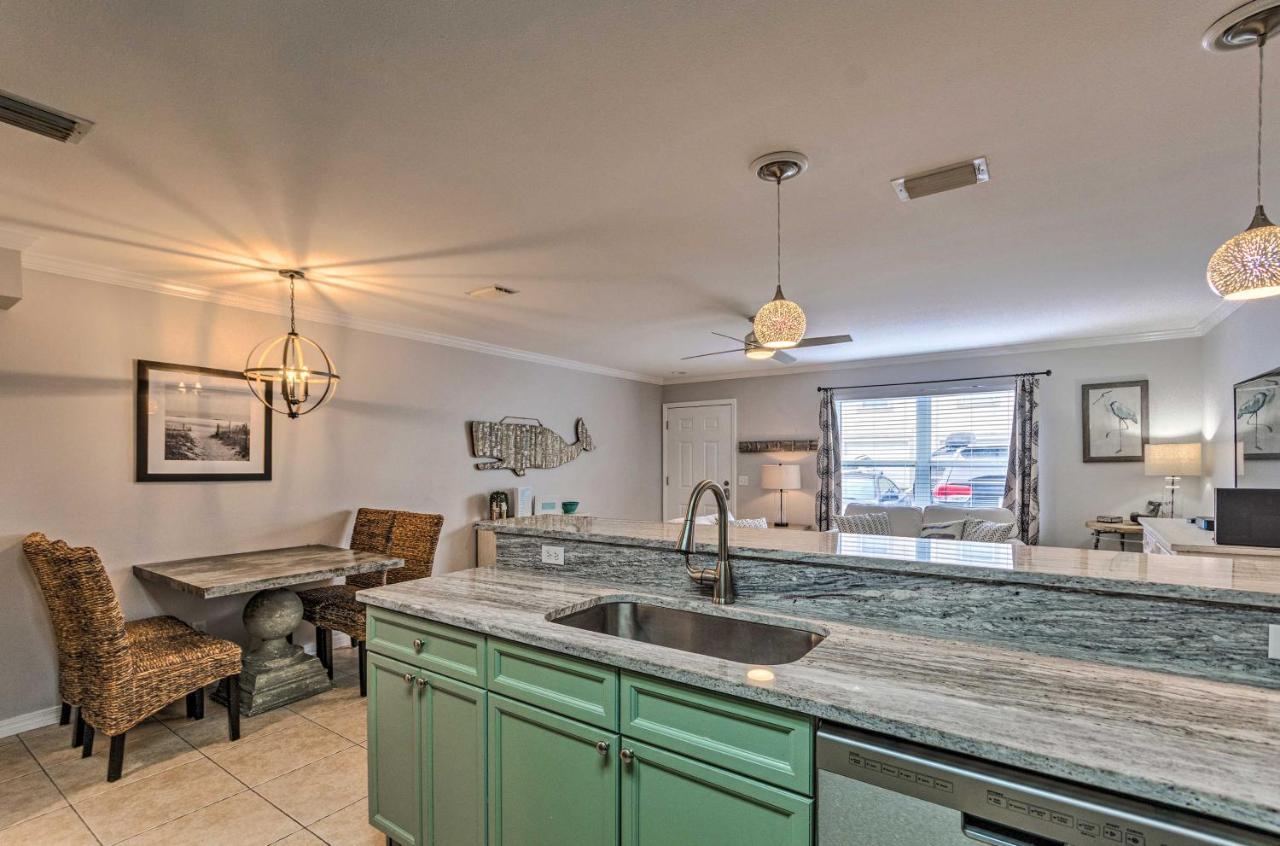 Beautiful Townhome Steps From Miramar Beach! Destin Exterior photo